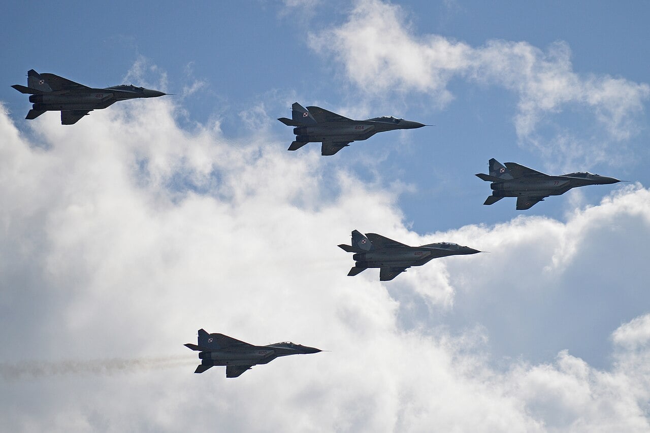 Polish Air Force MiG-29 formation at Radom Airshow 2013