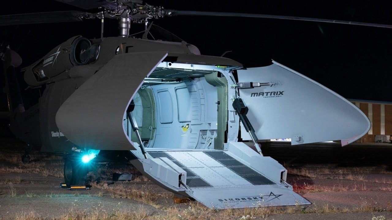 sikorsky-s-70uas-u-hawk-clamshell-nose-open-16×9