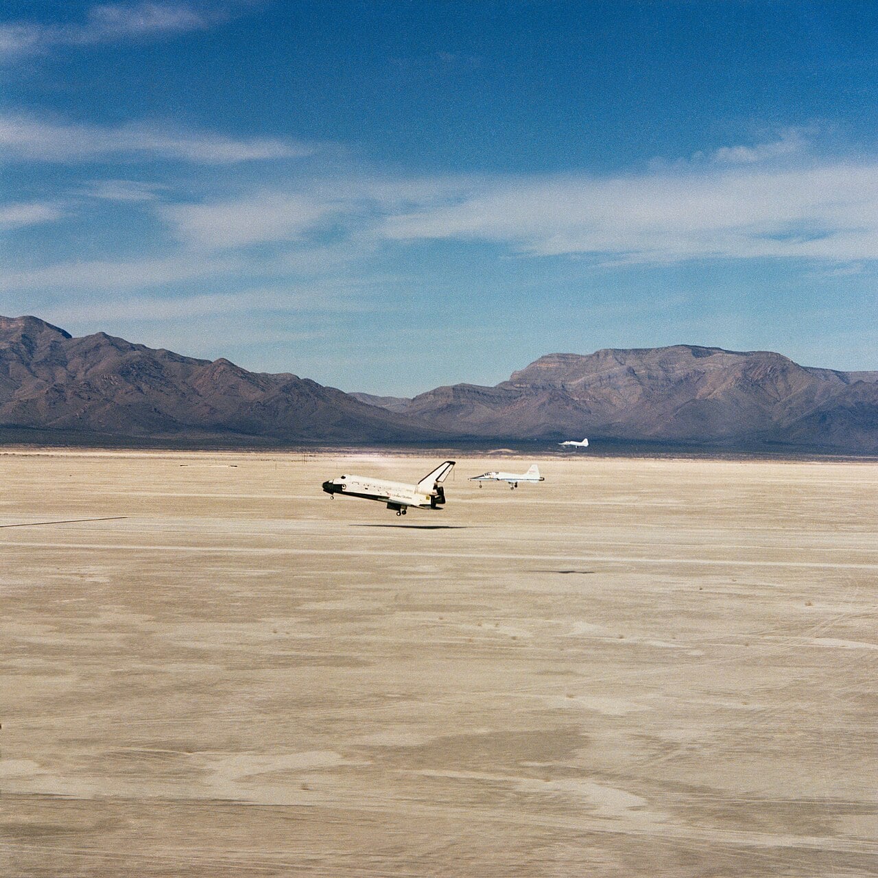 STS-3 Columbia landing at White Sands, 1982 Space Shuttle Columbia seconds before touchdown at White Sands on 30 March 1982
