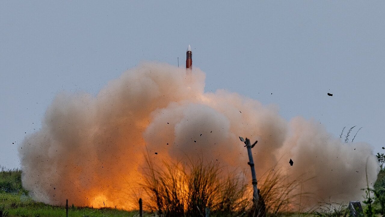 MIM-104 Patriot surface-to-air missile launch A US Army MIM-104 Patriot surface-to-air missile leaving its launcher in a cloud of smoke and flame during Balikatan 2023