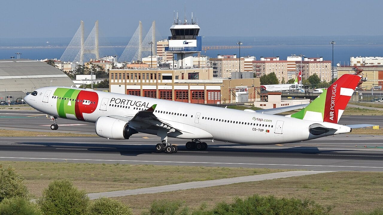 TAP Air Portugal Airbus A330-900neo CS-TUP