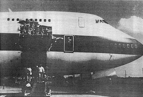 The hole in the forward fuselage of United Airlines Flight 811 at Honolulu