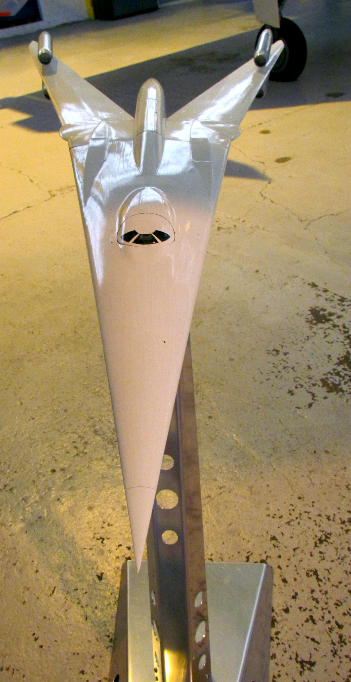 Display model of the Vickers Type 010 Swallow showing its swept wings and wingtip engines