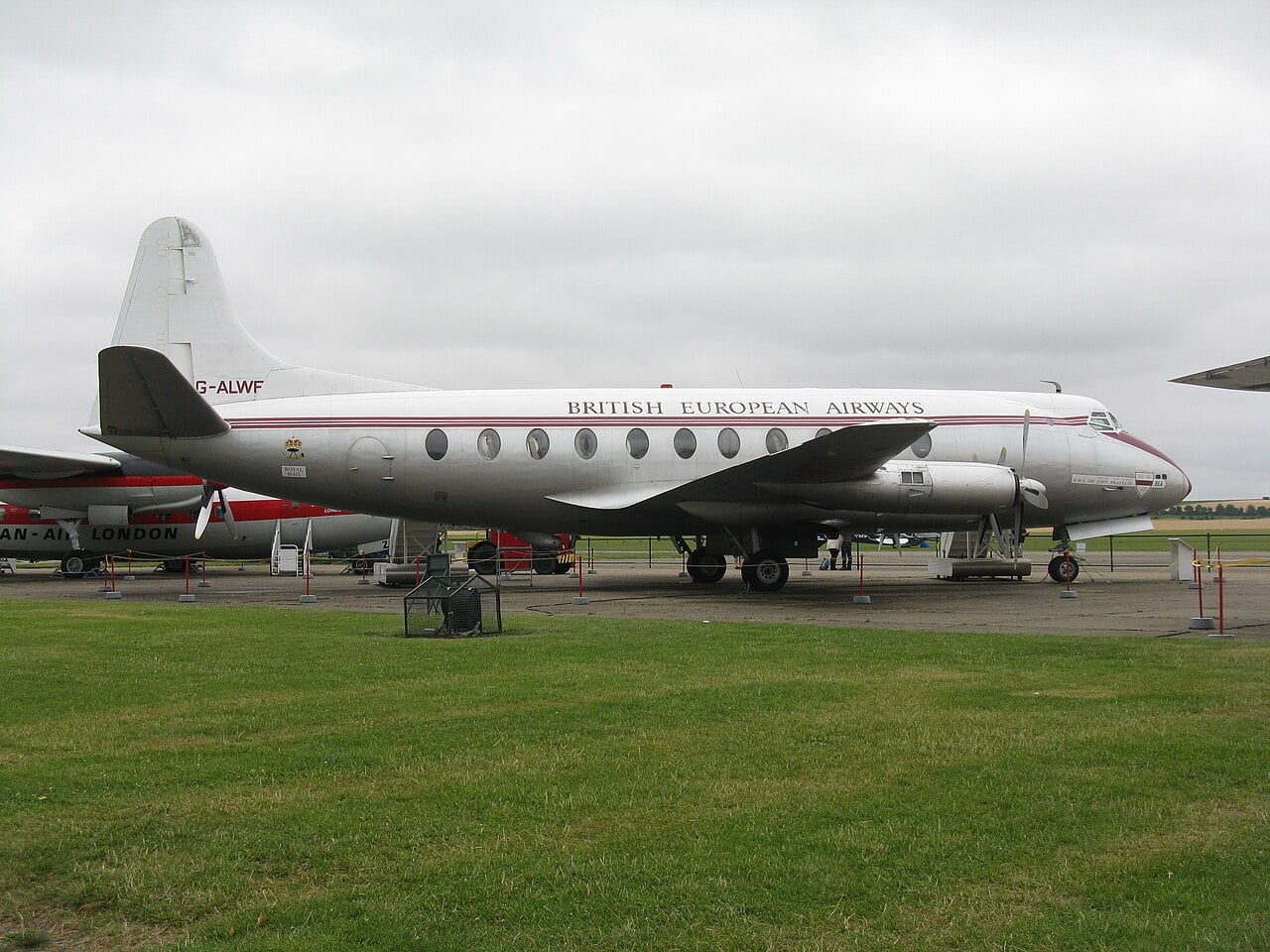 A preserved Vickers Viscount on display at Duxford with its four propellers and high tail