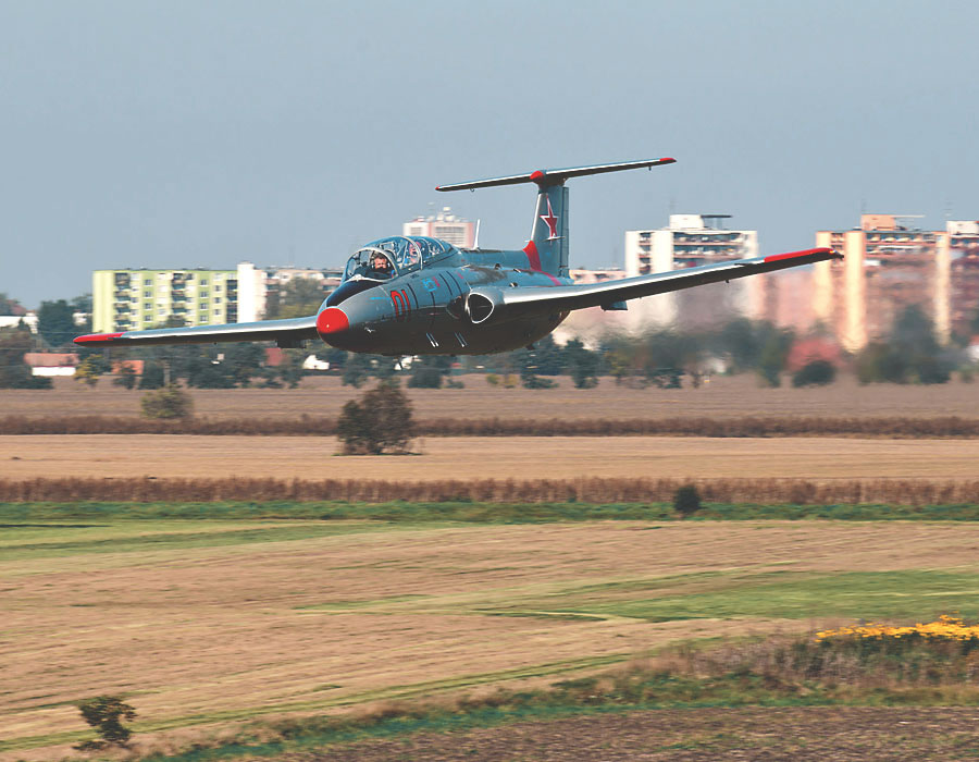 L-29 Delfin Jetflug in der Slowakei