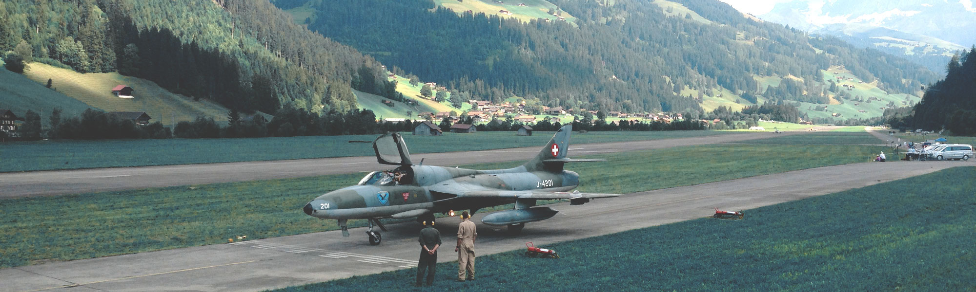 Hawker Hunter fliegen in der Schweiz