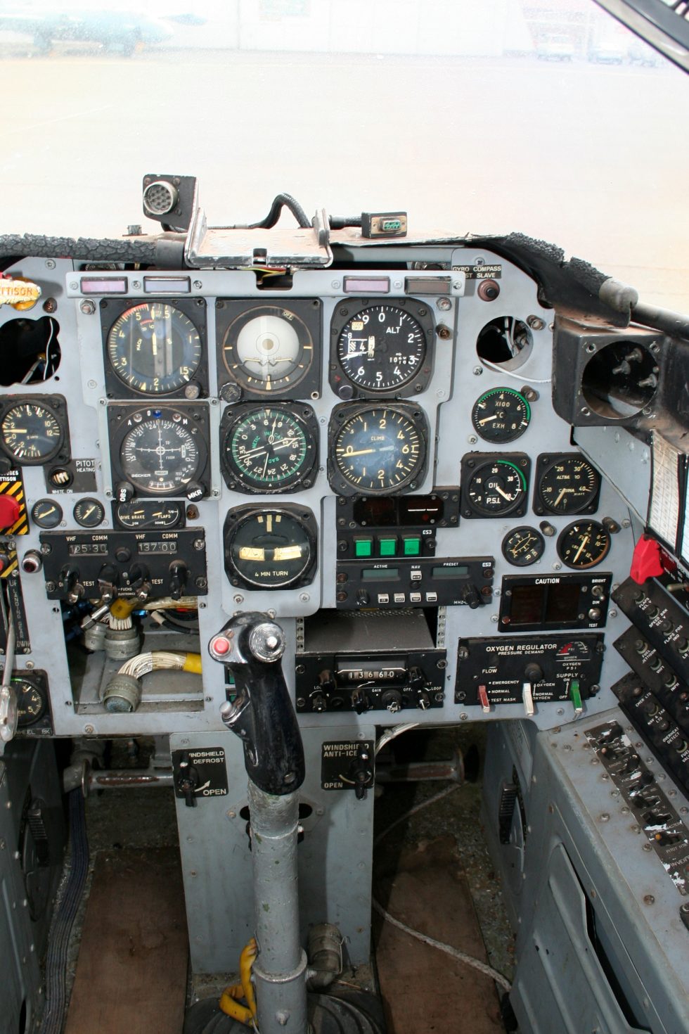 The front cockpit of an Aermacchi MB-326  the seat MiGFlug puts you in.