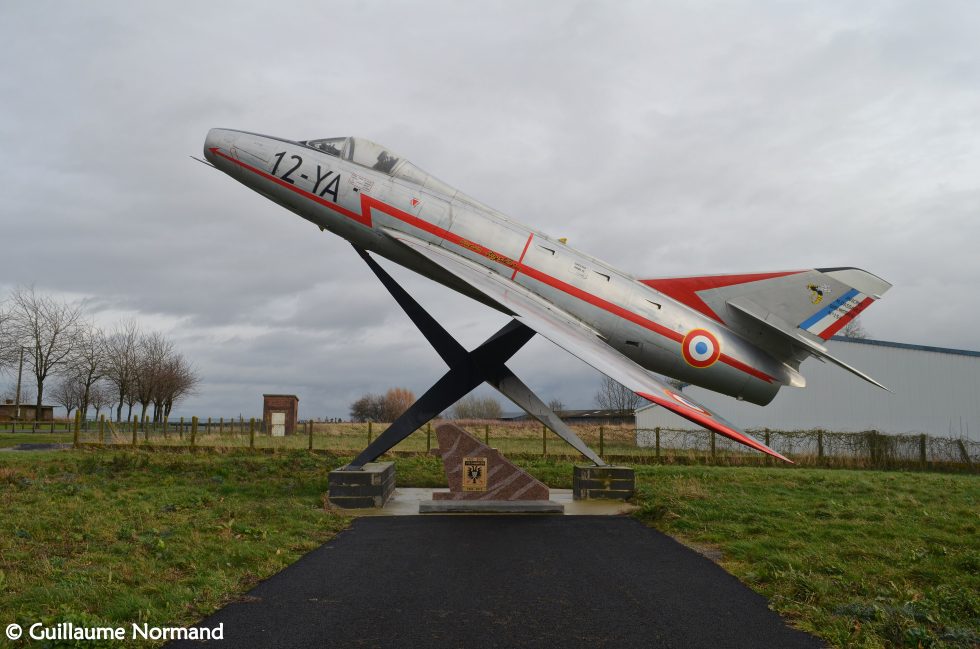 A Super Mystre B.2 in French Air Force markings  Western Europes first mass-produced supersonic jet.