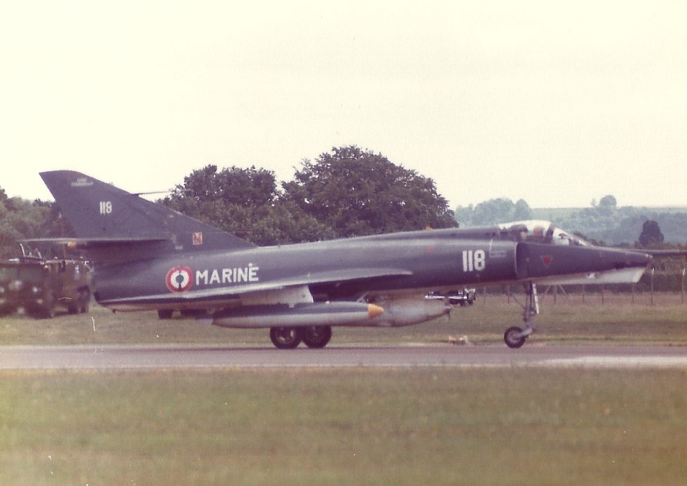 A French Navy Étendard IVP in service, photographed in 1981.