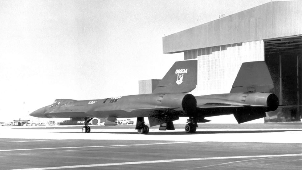 YF-12A 60-6934 in Air Defense Command markings, 1963  the only YF-12 ever to wear them.