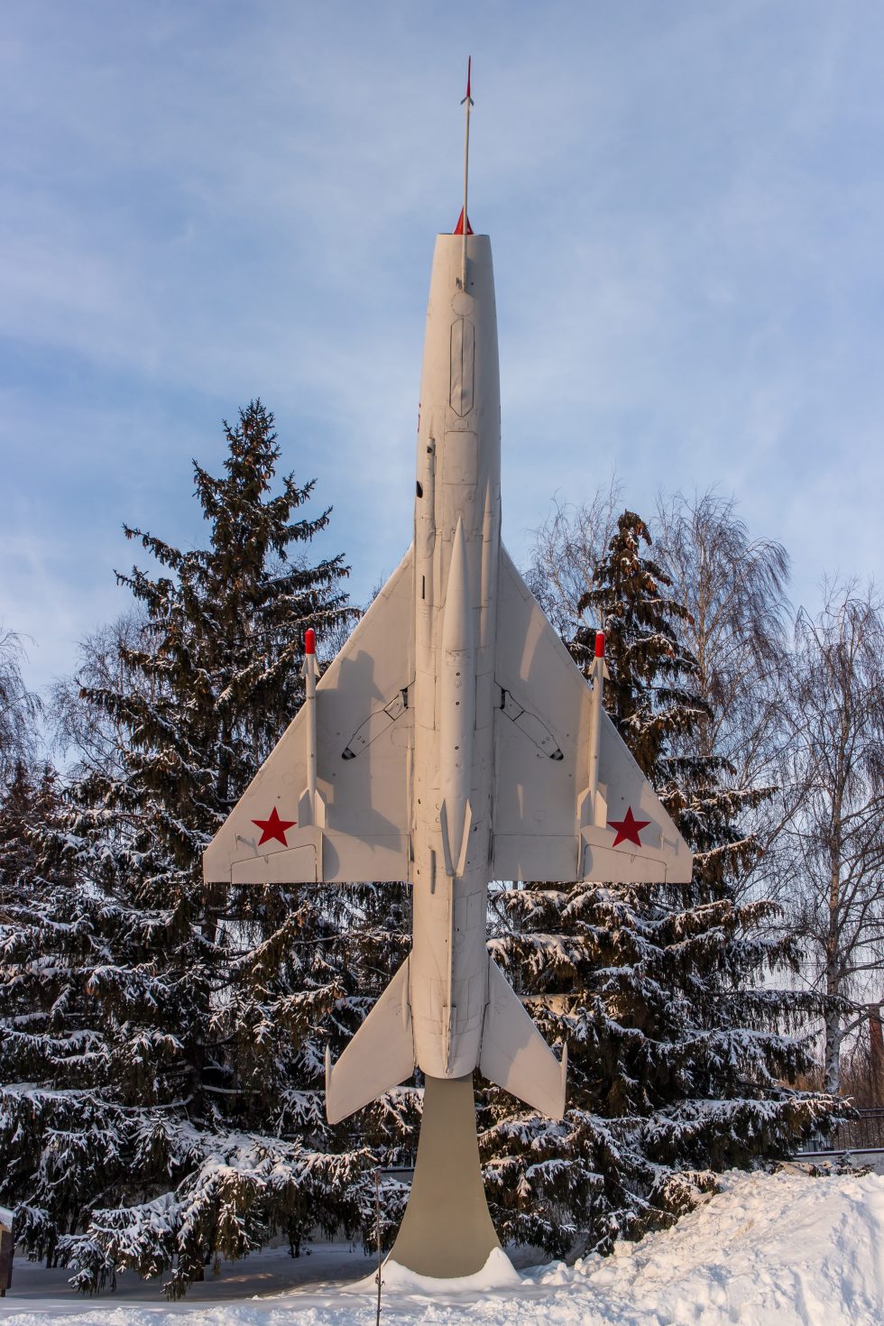 A Fishbed on a pylon  one of countless MiG-21 monuments across the old Soviet world.