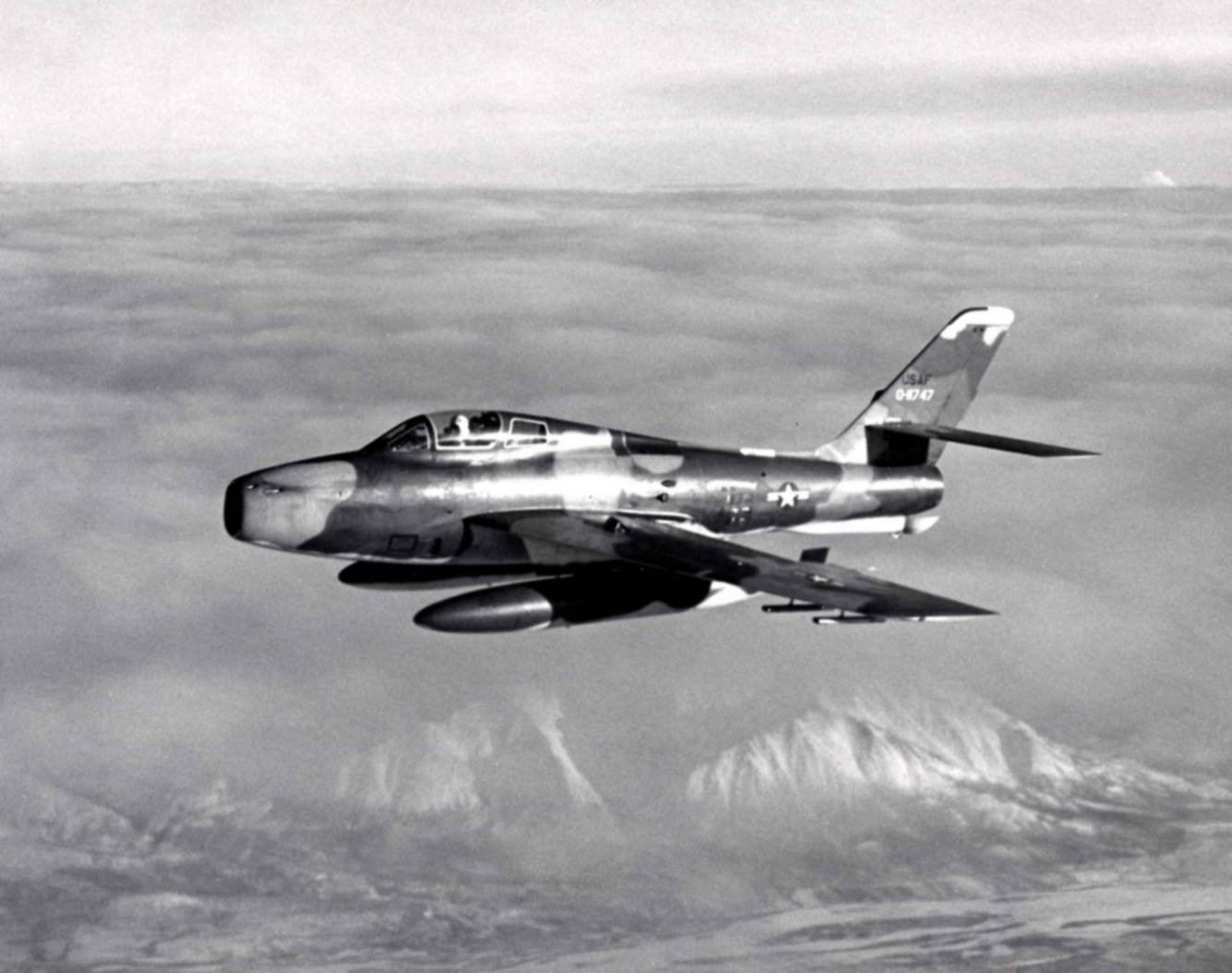 Republic F-84F Thunderstreak swept-wing fighter-bomber in flight