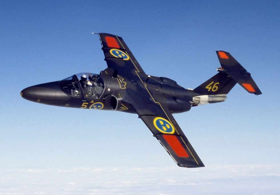 An Austrian Air Force Saab 105Ö banking in flight  the J85-powered export version.