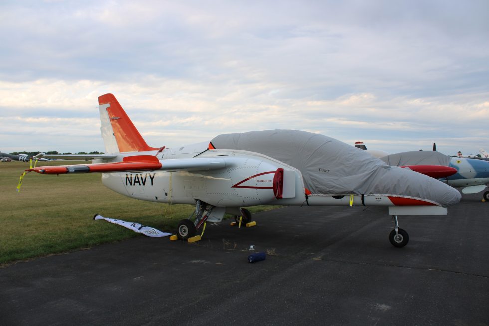 A US civilian S.211 warbird (N280CF)  most flying examples are ex-Singapore airframes.