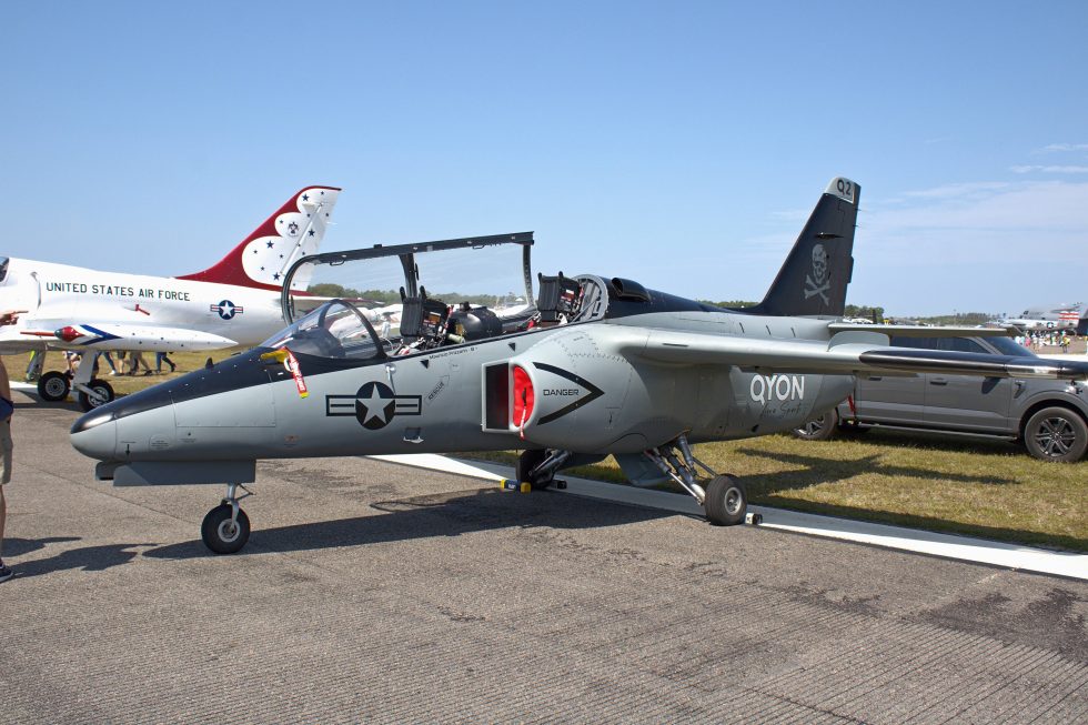 Another US civilian warbird (NX270CF)  the S.211 as an accessible, ownable jet.