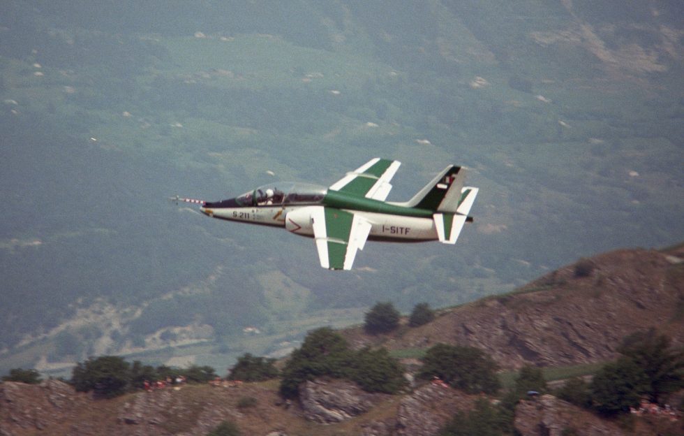 The S.211 prototype I-SITF at the 1982 Sion Air Show  the private-venture original.