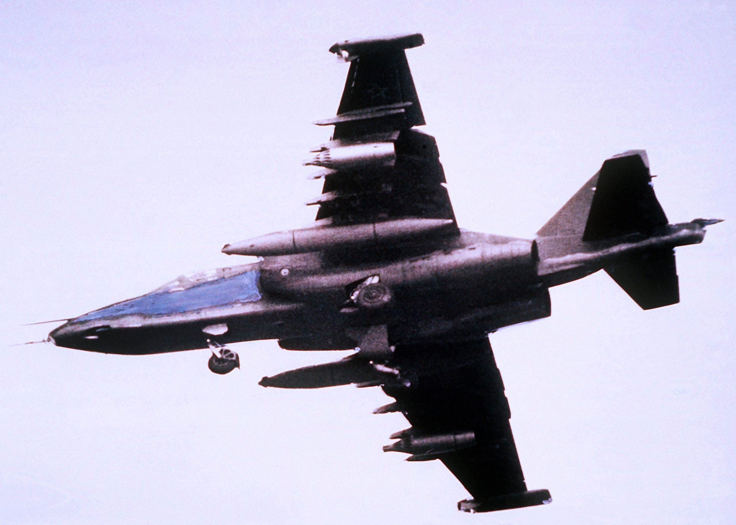 Sukhoi Su-25 Frogfoot close-air-support jet in flight