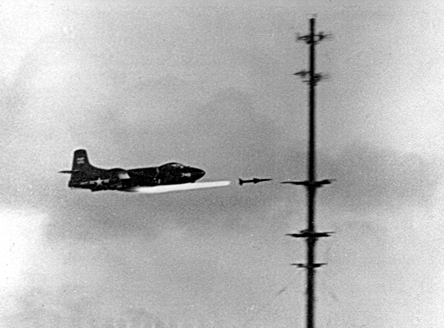Douglas F3D-1 Skyknight launching an early Sparrow missile, 1950. Photo: US Navy, public domain.