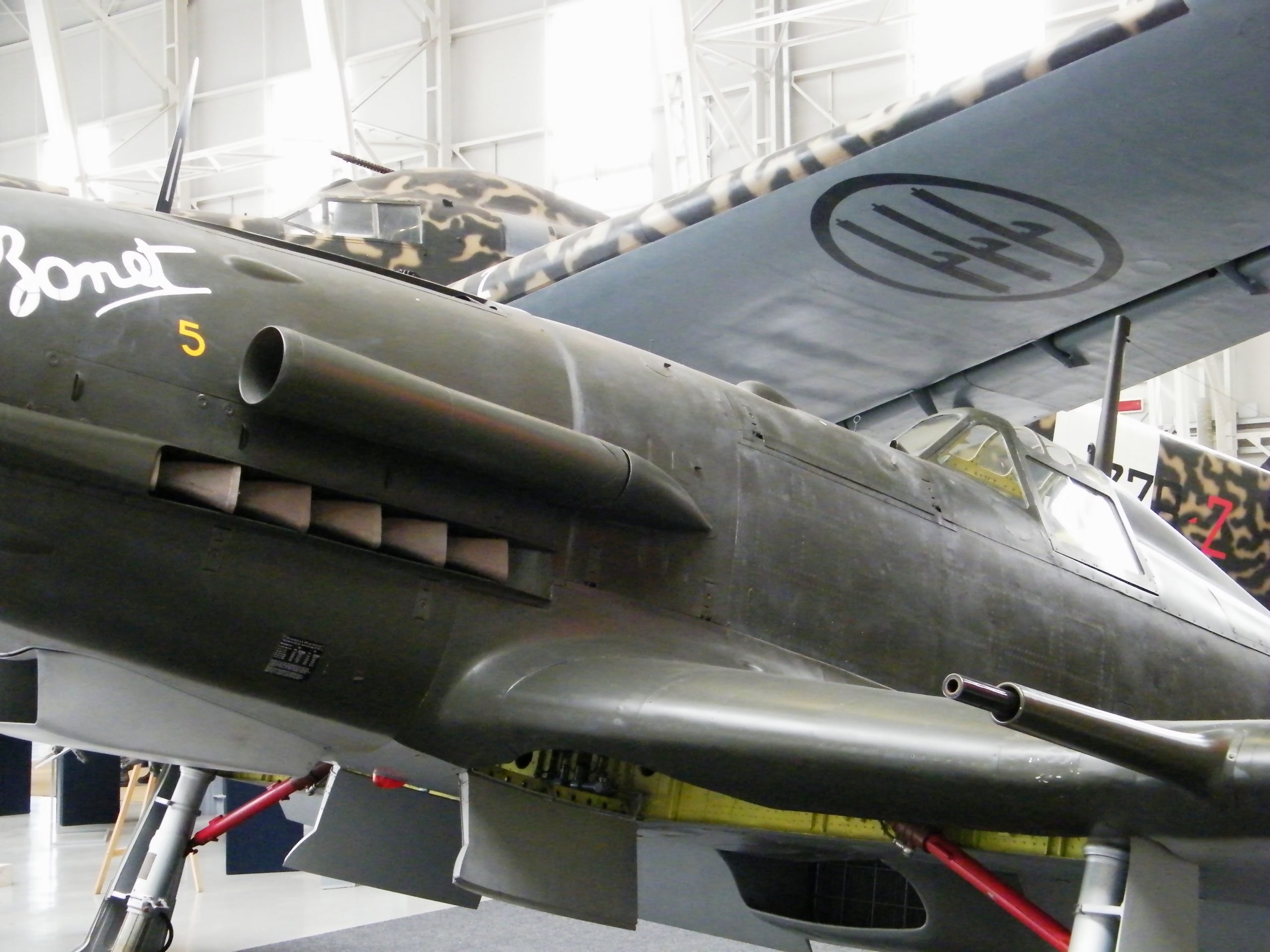 Engine detail of the preserved G.55, powered by the Fiat R.A.1050 R.C.58 Tifone — a licence-built Daimler-Benz DB 605. Photo: Zerosei, CC BY 3.0.