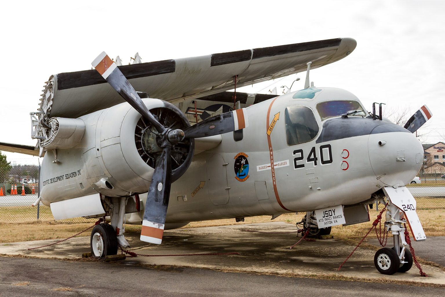 Preserved Grumman S-2D Tracker on museum display. Photo: Balon Greyjoy / Wikimedia Commons (CC0).
