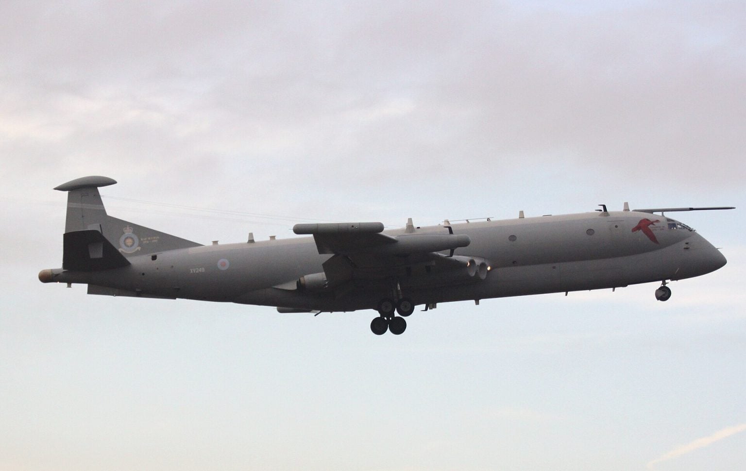 Hawker Siddeley Nimrod R1 of No. 51 Squadron on approach to RAF Waddington. Photo: Jerry Gunner / Wikimedia Commons (CC BY 2.0).