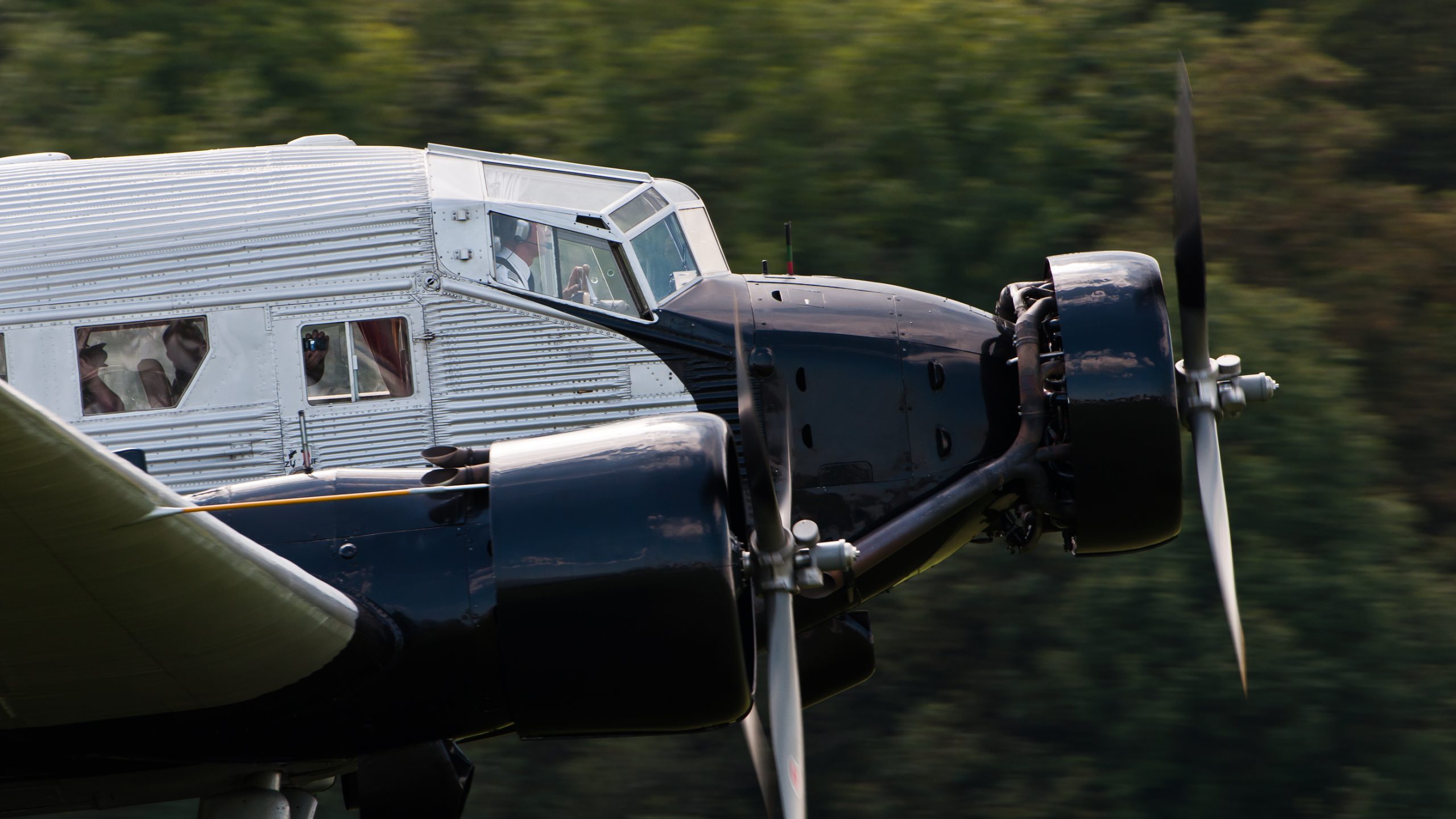 Junkers Ju 52/3m in historic Lufthansa livery, registration D-CDLH