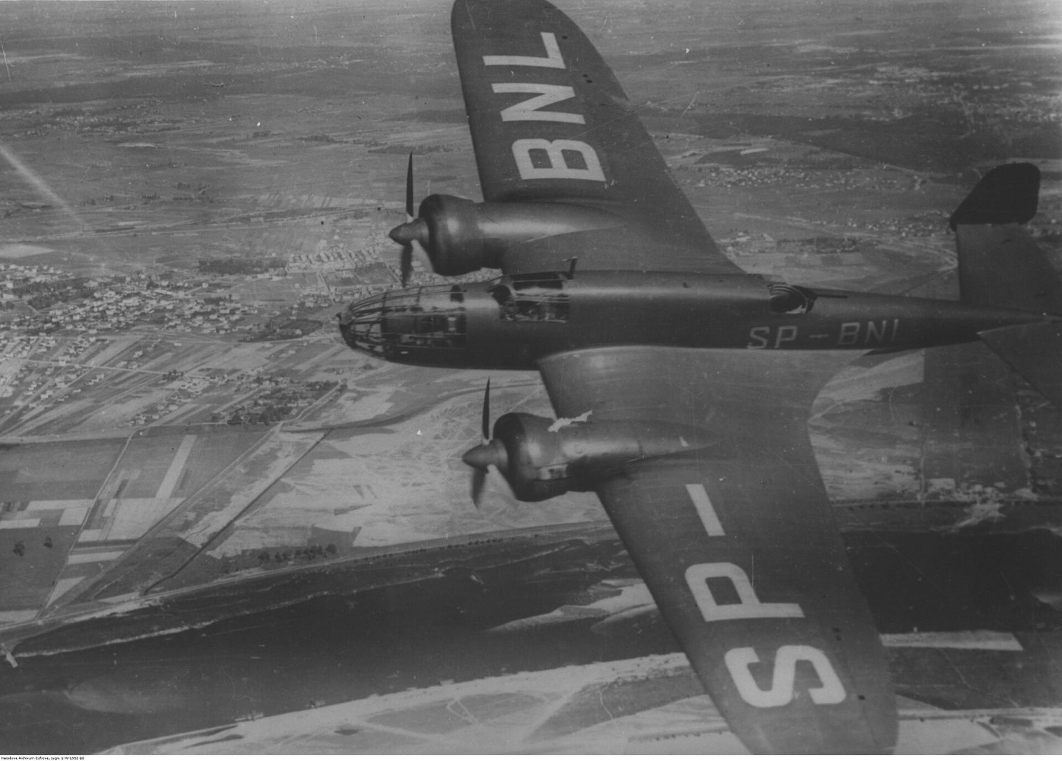 PZL.37 Łoś twin-engine medium bomber in flight