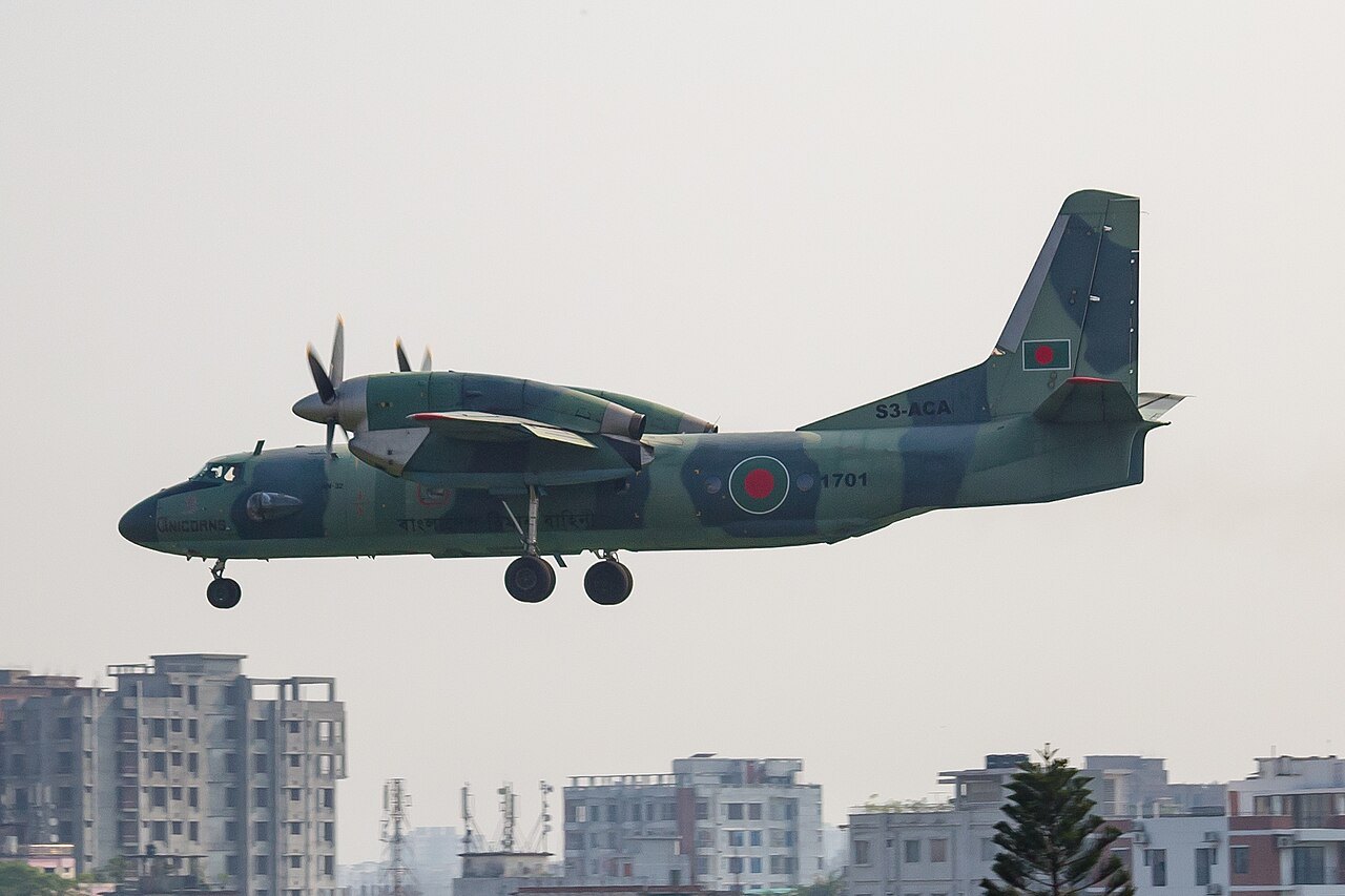 An-32