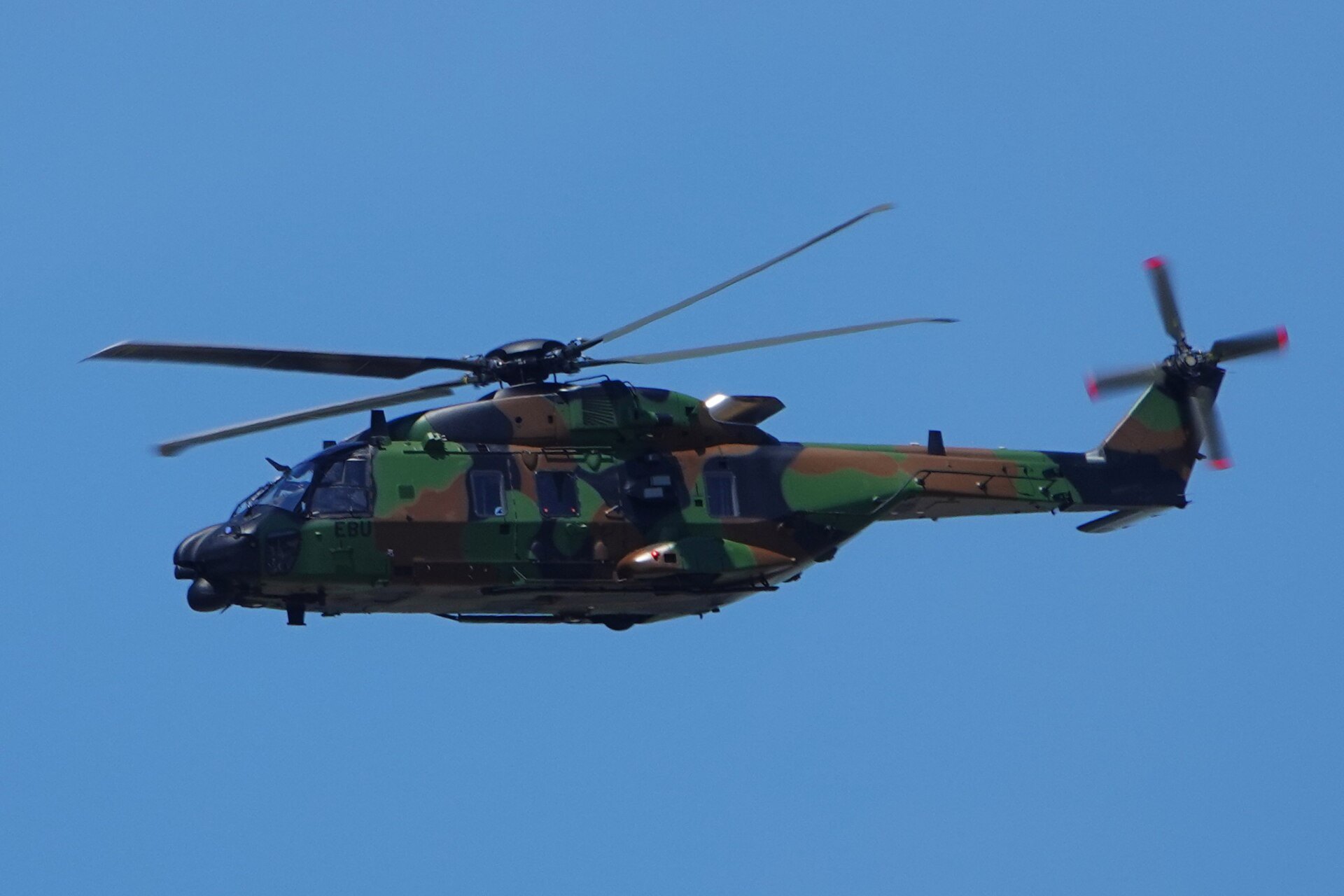 NH90