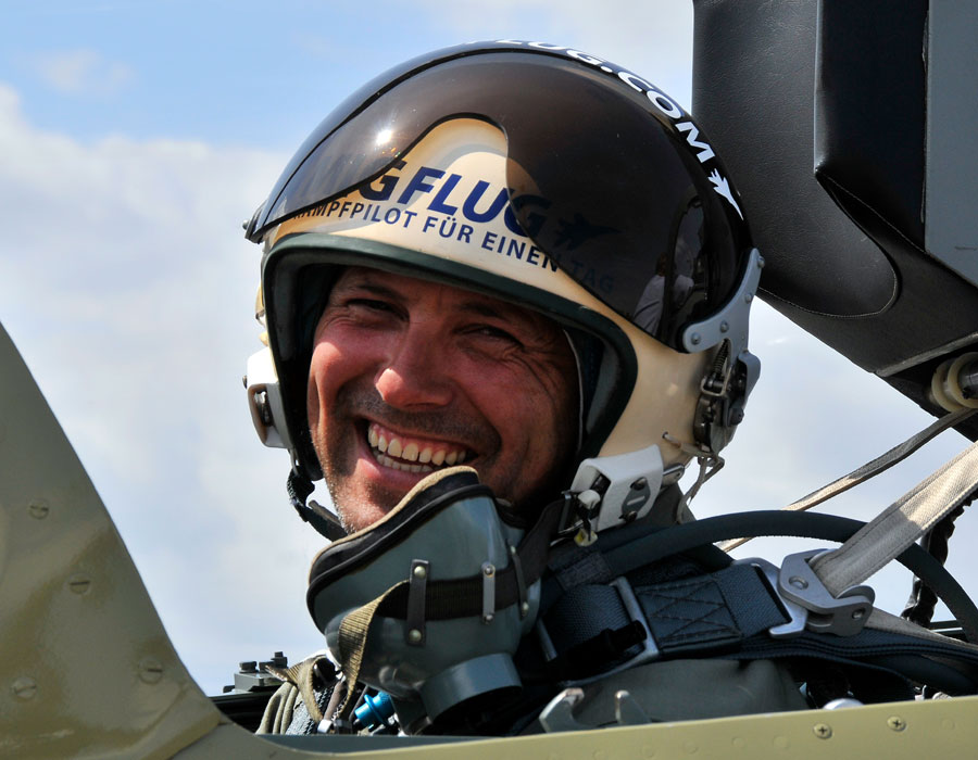 Hawker Hunter fliegen in der Schweiz